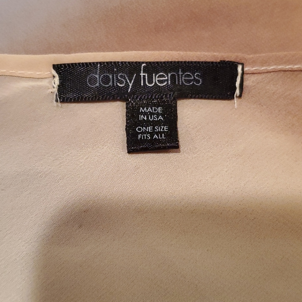 SOLD TOP DAISY FUENTES OS TRI COLOR - Picture 3 of 3